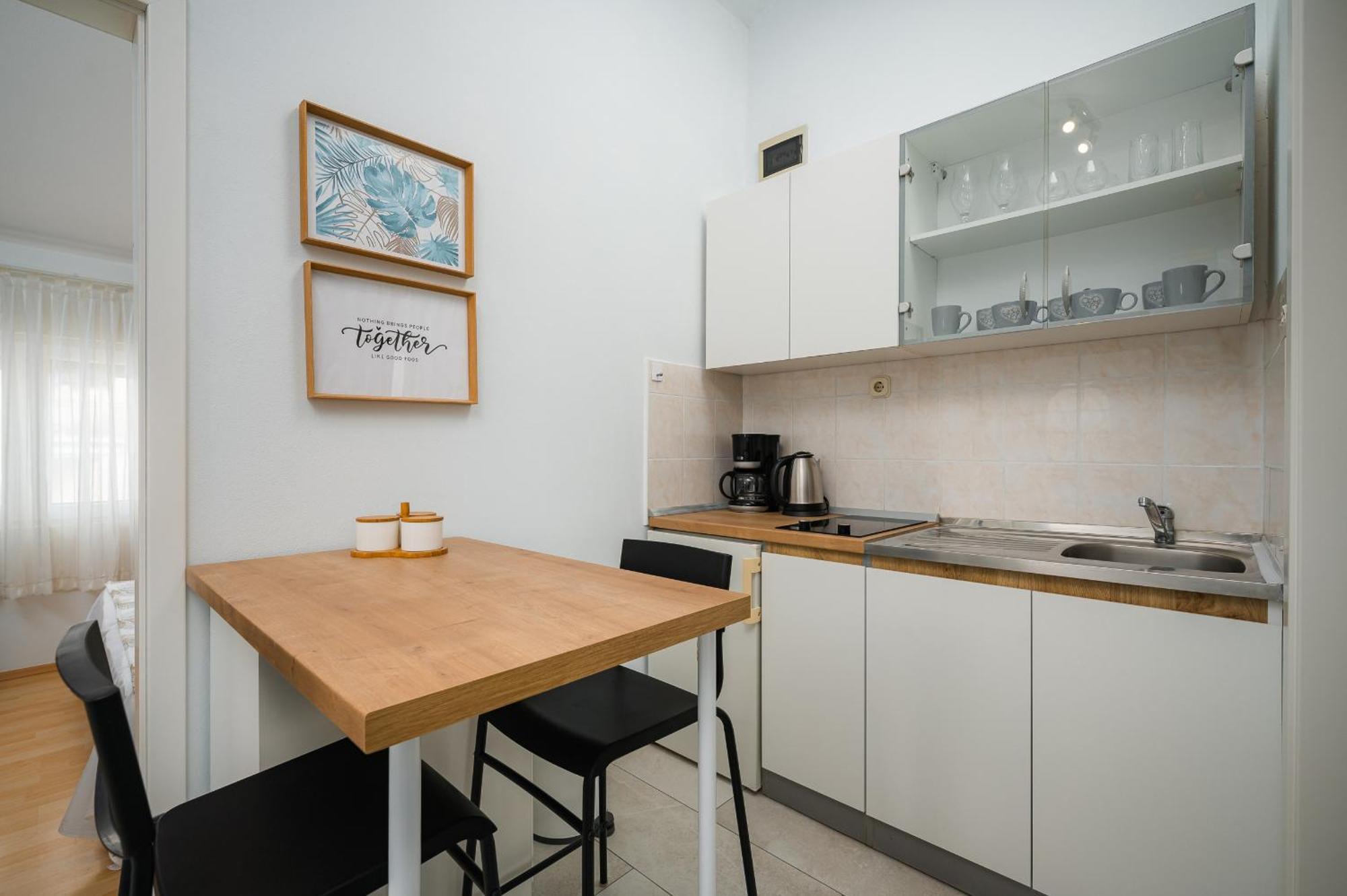 Apartment Charming Rose 1&2 With Pool *