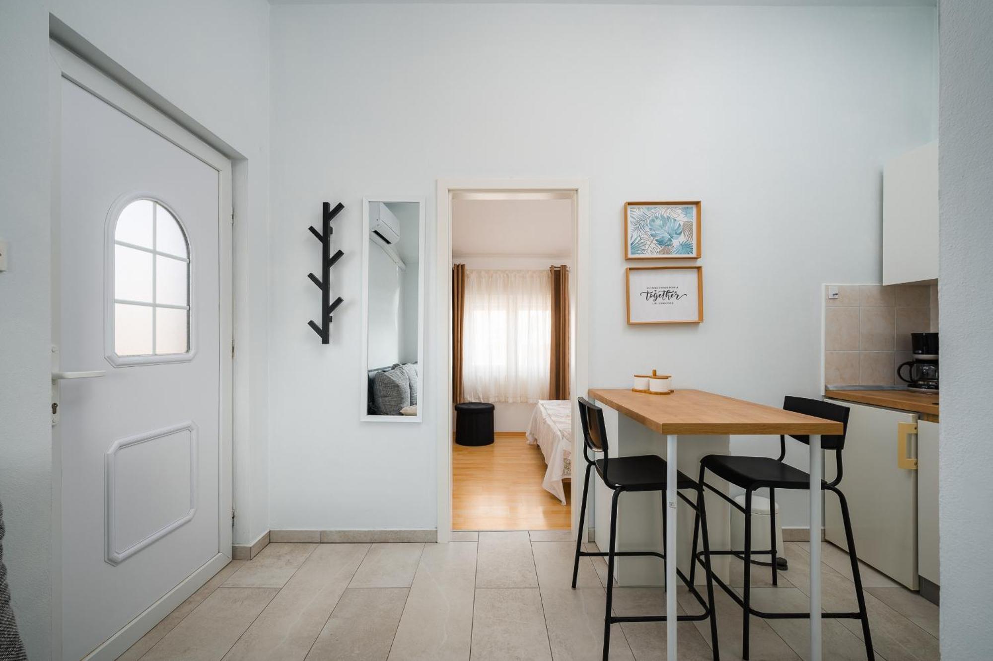 Charming Rose 1&2 With Pool Apartment *